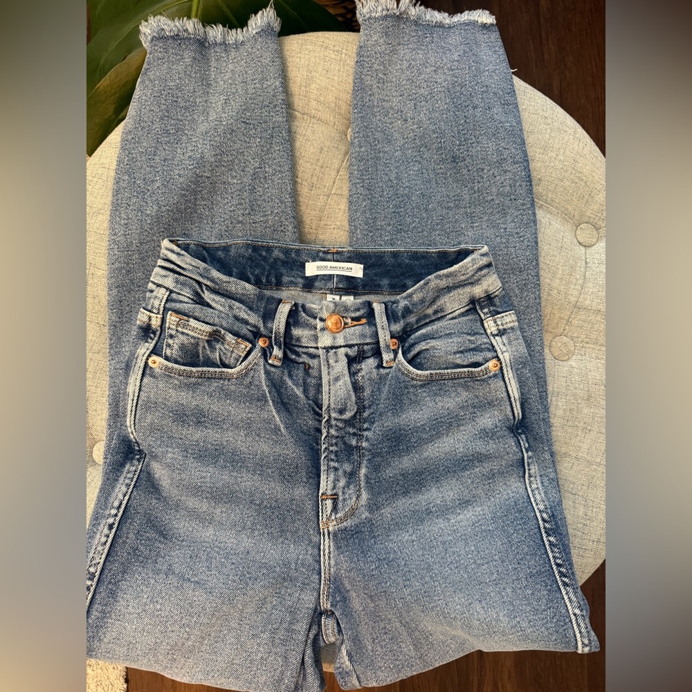 Good American Blue Ankle & Cropped Jeans